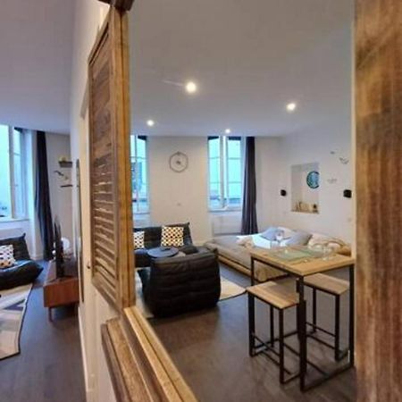 Le Sainte Claire - Majord'Home Annecy Centre Buitenkant foto