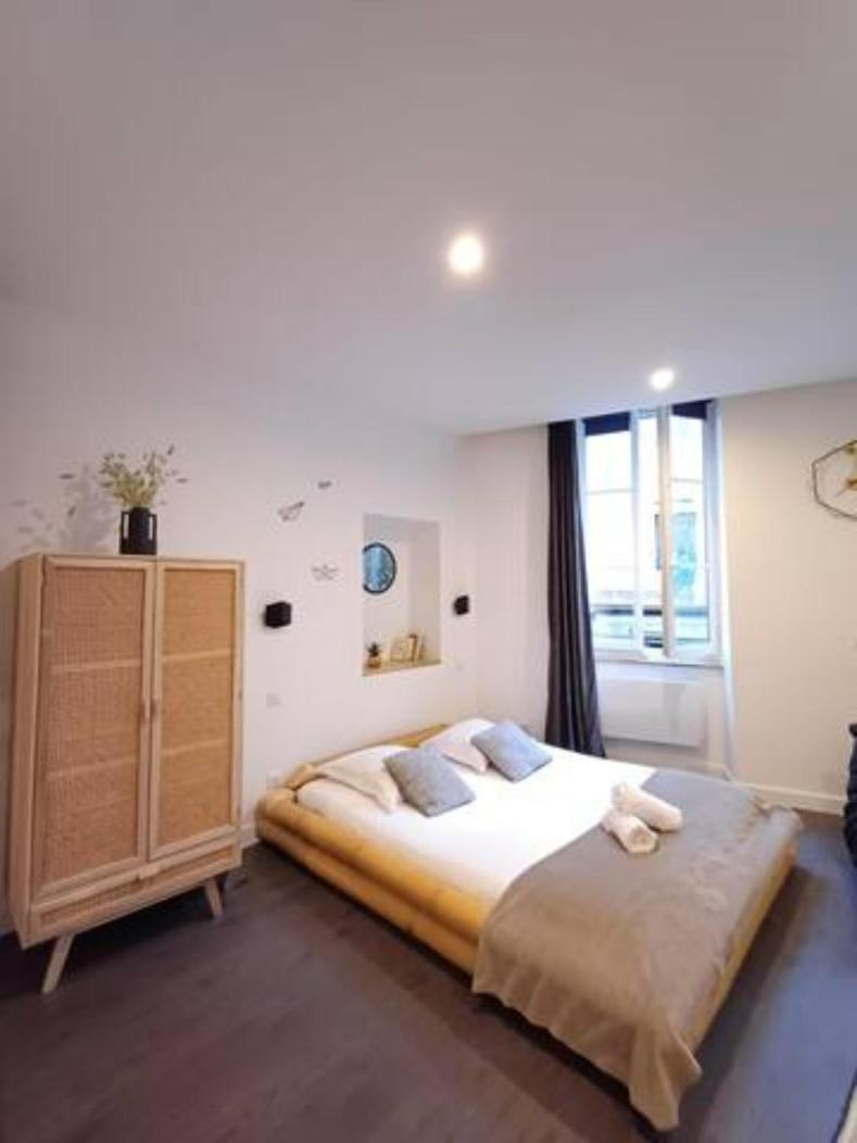 Le Sainte Claire - Majord'Home Annecy Centre Buitenkant foto